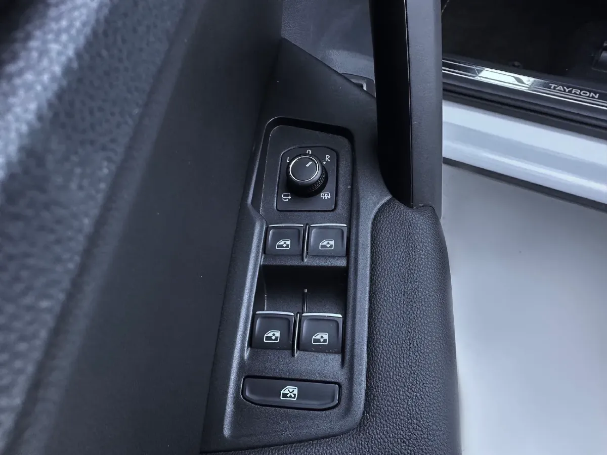 2022 Volkswagen Tayron 1.4T 150HP L4 7DCT,autocango,china used car exporter,china ev exporter,chinese used car exporter,chinese used ev exporter