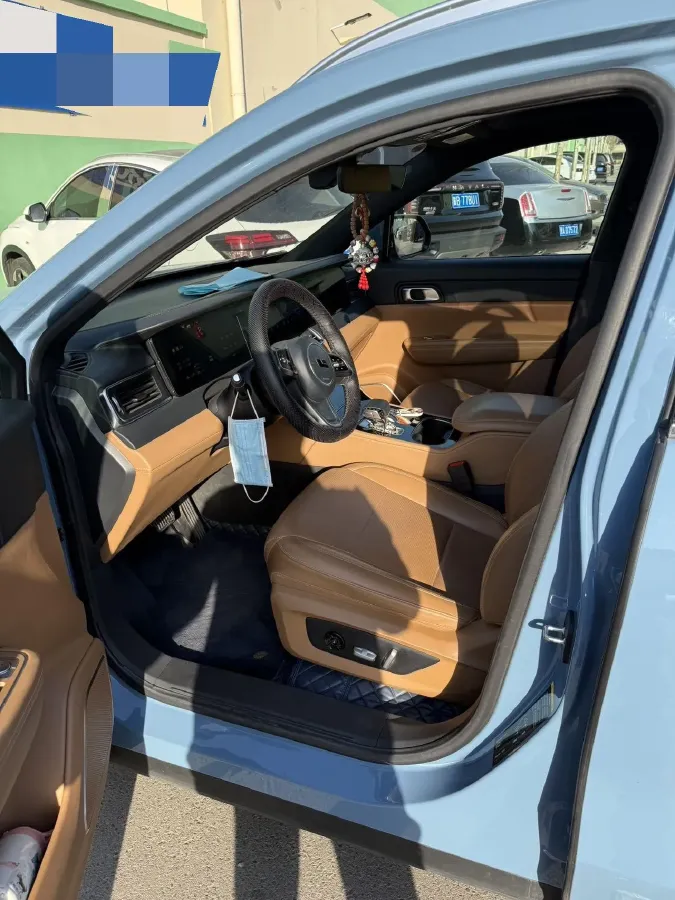 2021 Li ONE Range Extended 131HP REEV 40.5KWH,autocango,china used car exporter,china ev exporter,chinese used car exporter,chinese used ev exporter