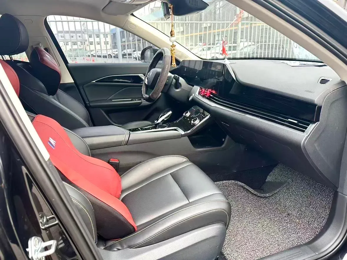 2023 Bestune B70 1.5T 169HP L4 7DCT,autocango,china used car exporter,china ev exporter,chinese used car exporter,chinese used ev exporter