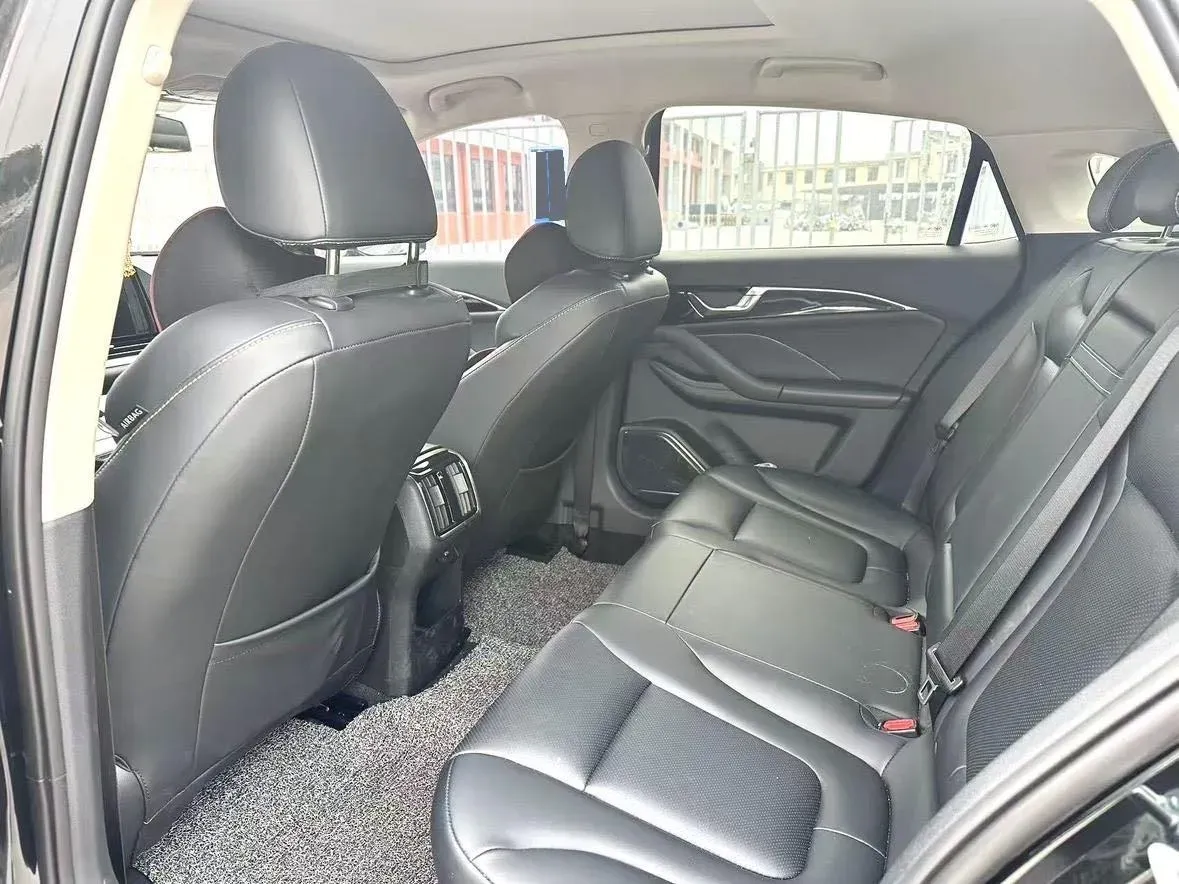 2023 Bestune B70 1.5T 169HP L4 7DCT,autocango,china used car exporter,china ev exporter,chinese used car exporter,chinese used ev exporter