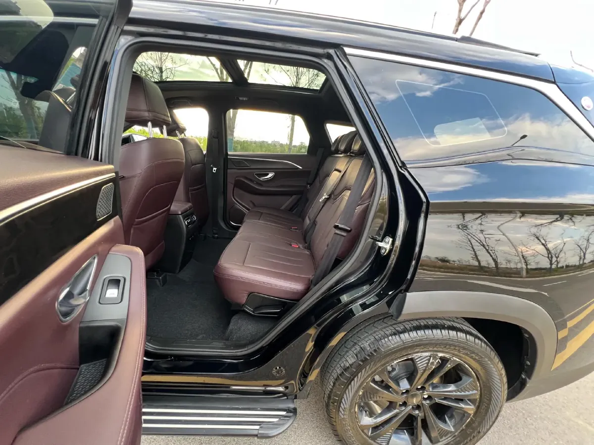 2022 Jetour X90 2.0T 254HP L4 7DCT,autocango,china used car exporter,china ev exporter,chinese used car exporter,chinese used ev exporter