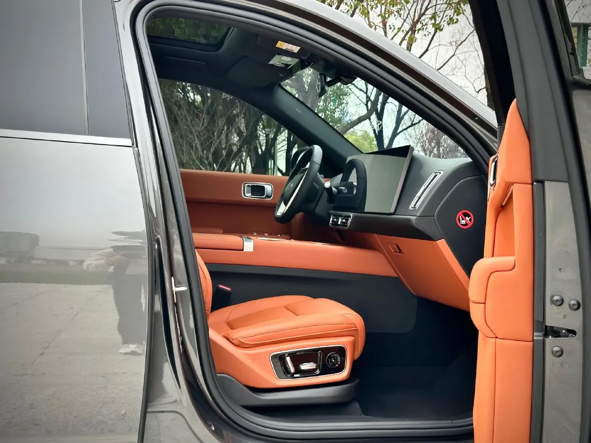 2023 Hyundai Palisade 3.5L 272HP V6 8AT,autocango,china used car exporter,china ev exporter,chinese used car exporter,chinese used ev exporter