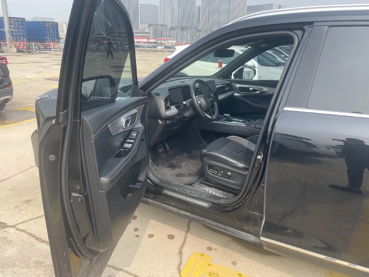 2024 GAC Trumpchi GS8 2.0T 252HP L4 8AT,autocango,china used car exporter,china ev exporter,chinese used car exporter,chinese used ev exporter