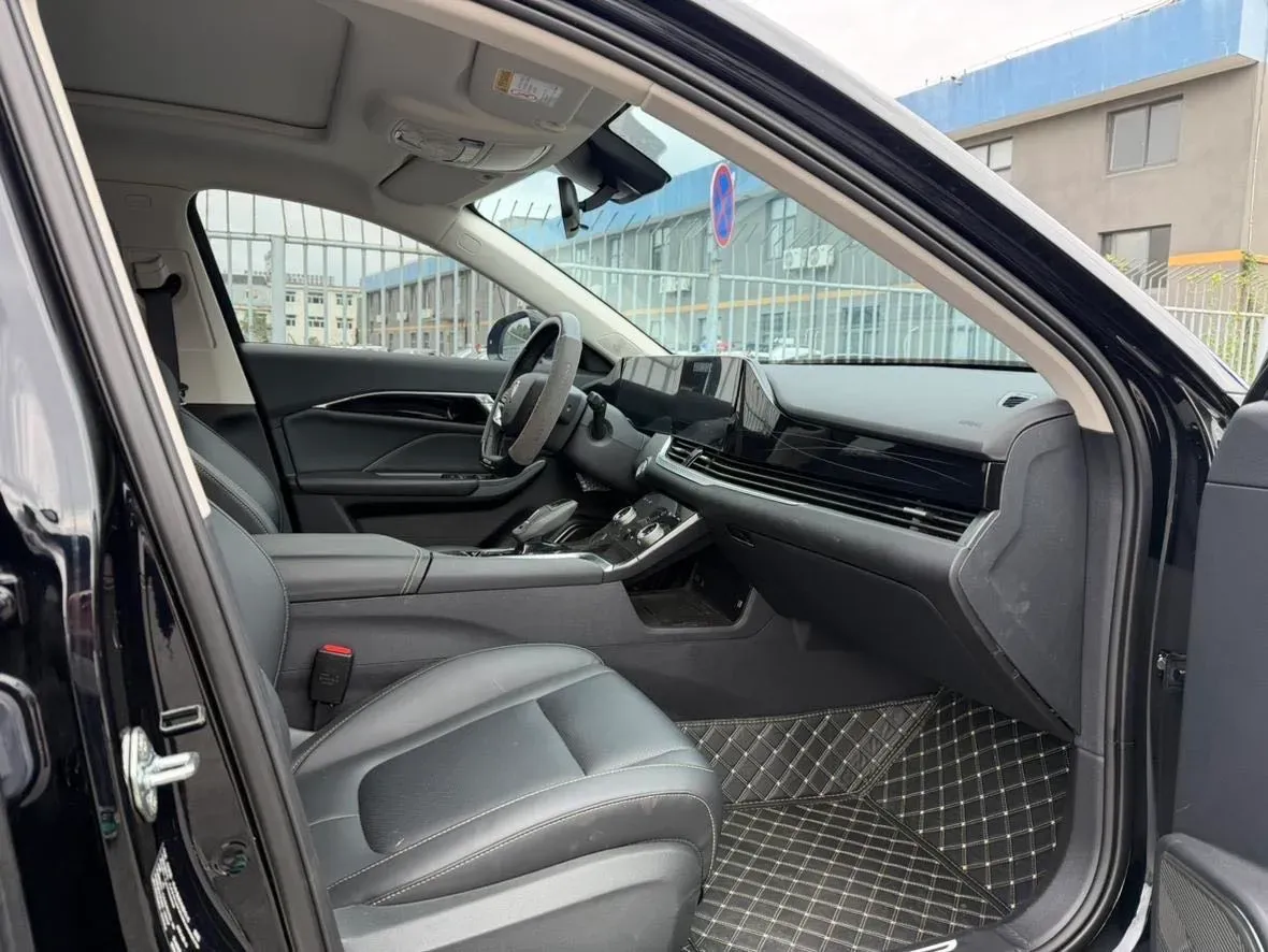 2023 Bestune B70 1.5T 169HP L4 7DCT,autocango,china used car exporter,china ev exporter,chinese used car exporter,chinese used ev exporter