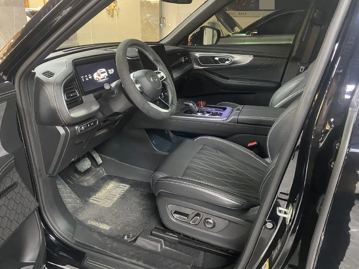 2025 GAC Trumpchi GS8 2.0T 252HP L4 8AT,autocango,china used car exporter,china ev exporter,chinese used car exporter,chinese used ev exporter