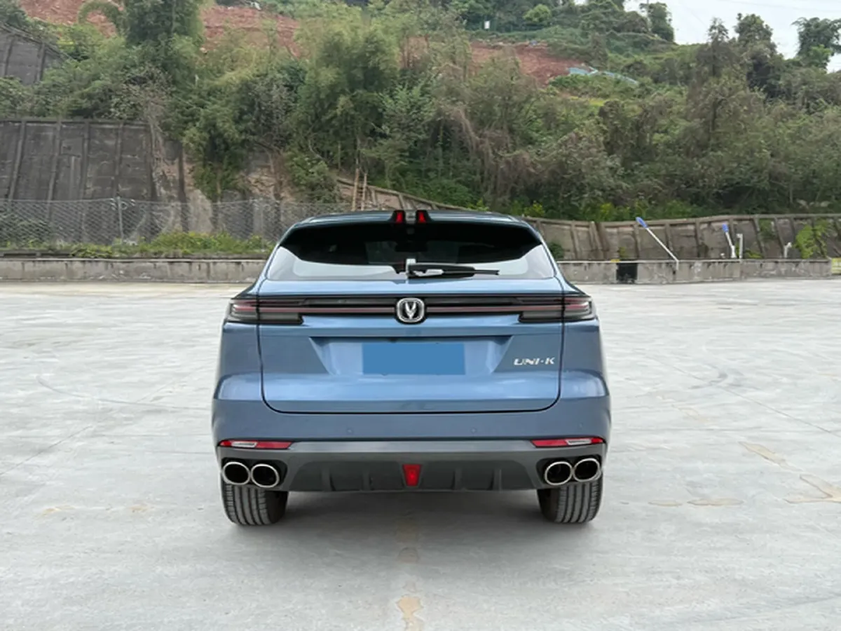 2021 ChangAn UNI-K 2.0T 233HP L4 8AT,autocango,china used car exporter,china ev exporter,chinese used car exporter,chinese used ev exporter