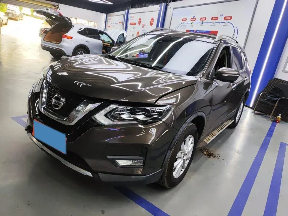2020 Nissan X-Trail 2.0L 154HP L4 CVT,autocango,china used car exporter,china ev exporter,chinese used car exporter,chinese used ev exporter