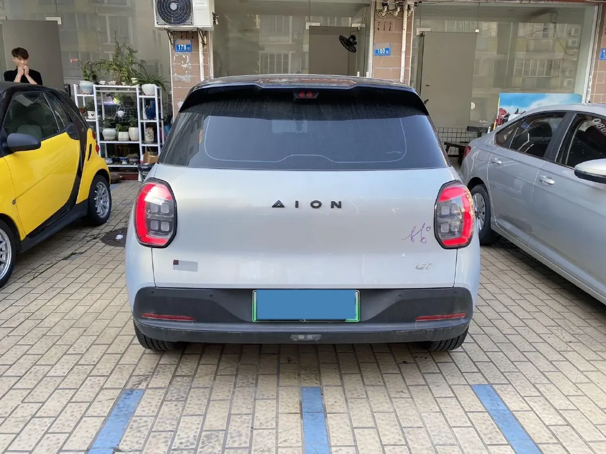 2025 Aion AION UT BEV,autocango,china used car exporter,china ev exporter,chinese used car exporter,chinese used ev exporter