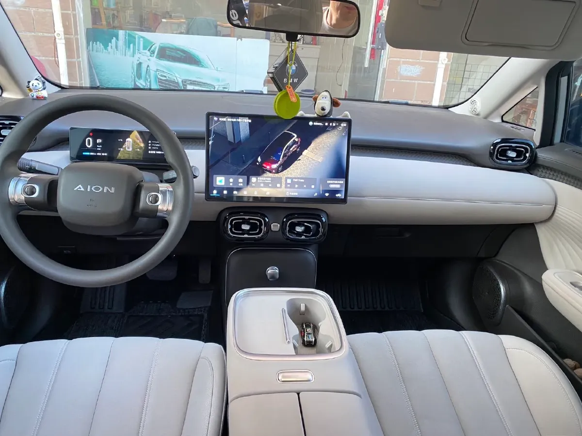 2025 Aion AION UT BEV,autocango,china used car exporter,china ev exporter,chinese used car exporter,chinese used ev exporter