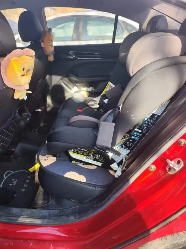 2021 Roewe i5 1.5L 120HP L4 CVT,autocango,china used car exporter,china ev exporter,chinese used car exporter,chinese used ev exporter