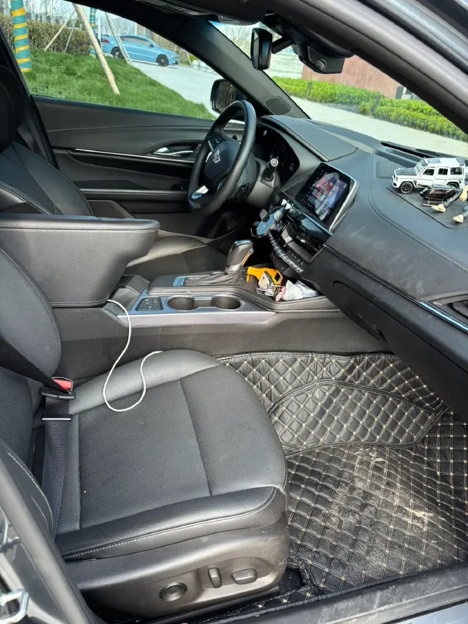 2021 Cadillac CT4 2.0T 237HP L4 8AT,autocango,china used car exporter,china ev exporter,chinese used car exporter,chinese used ev exporter