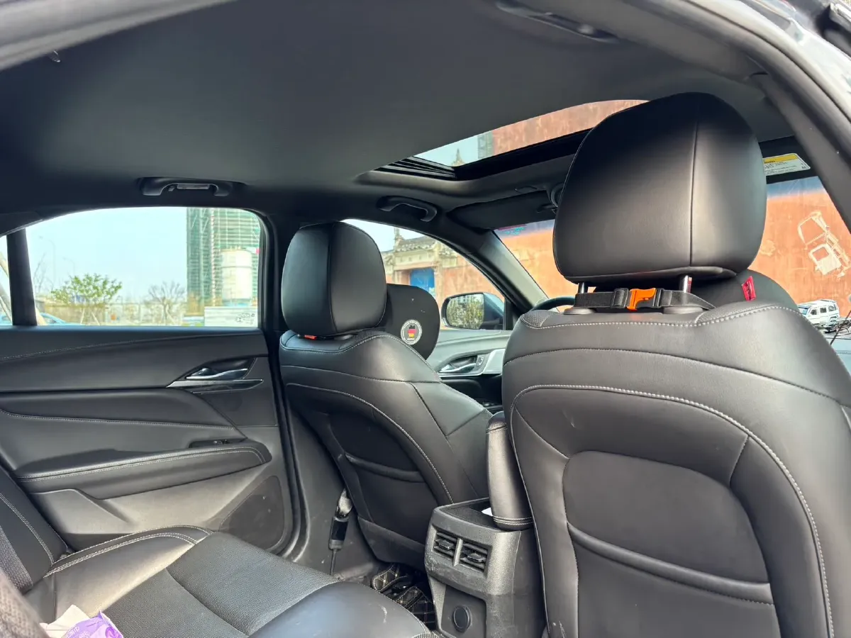 2021 Cadillac CT4 2.0T 237HP L4 8AT,autocango,china used car exporter,china ev exporter,chinese used car exporter,chinese used ev exporter