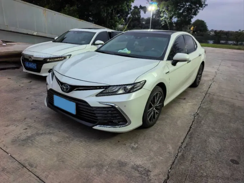 2023 Toyota Camry 2.5L 178HP L4 E-CVT Hybrid,autocango,china used car exporter,china ev exporter,chinese used car exporter,chinese used ev exporter