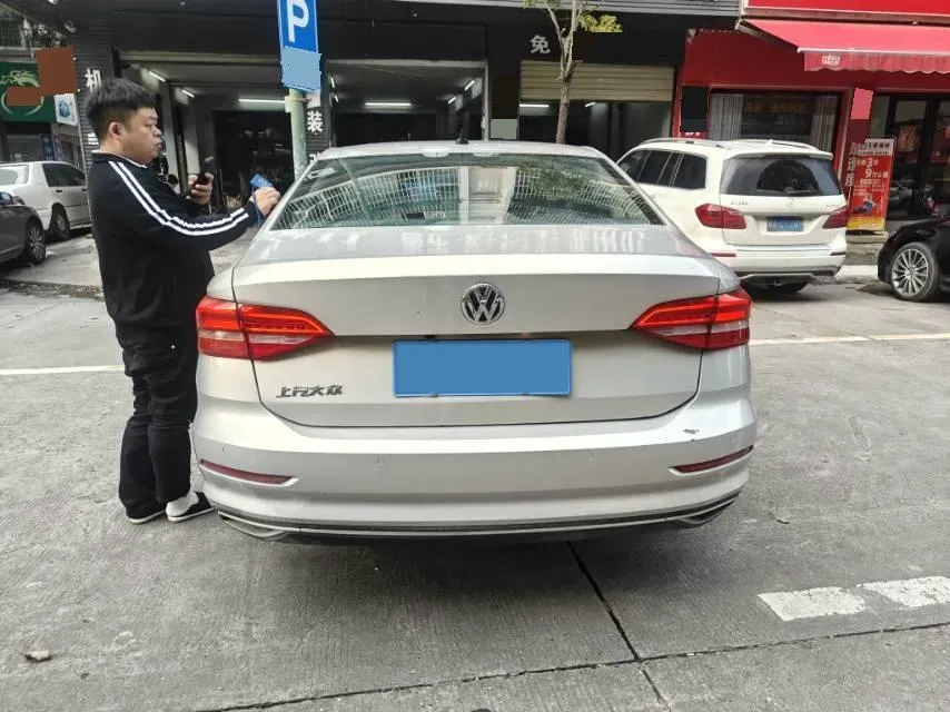 2018 Skoda Karoq 1.4T 150HP L4 7DCT,autocango,china used car exporter,china ev exporter,chinese used car exporter,chinese used ev exporter