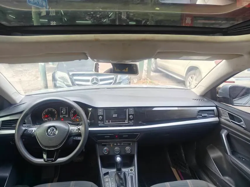 2018 Skoda Karoq 1.4T 150HP L4 7DCT,autocango,china used car exporter,china ev exporter,chinese used car exporter,chinese used ev exporter