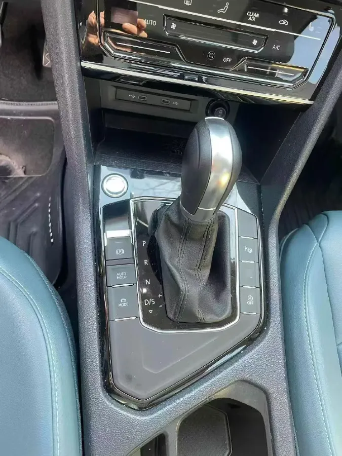 2023 Volkswagen Tayron 2.0T 186HP L4 7DCT,autocango,china used car exporter,china ev exporter,chinese used car exporter,chinese used ev exporter