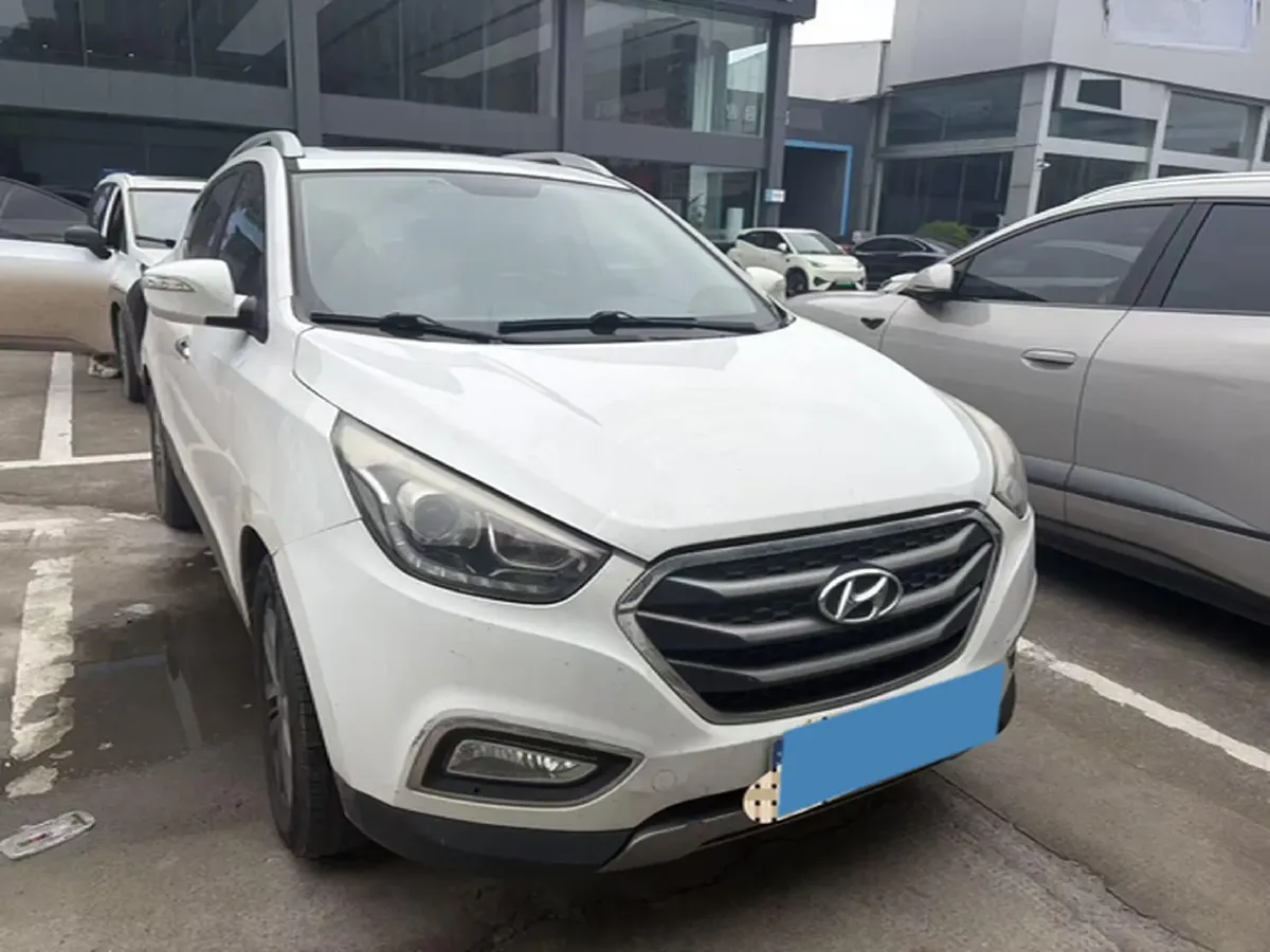 2015 Hyundai ix35 2.0L 165HP L4 6AT,autocango,china used car exporter,china ev exporter,chinese used car exporter,chinese used ev exporter
