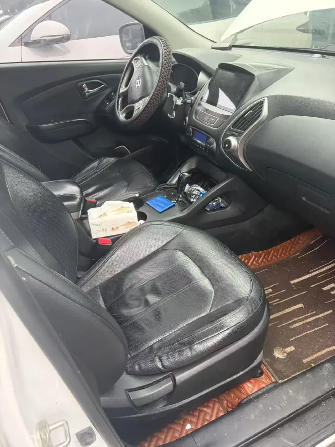 2015 Hyundai ix35 2.0L 165HP L4 6AT,autocango,china used car exporter,china ev exporter,chinese used car exporter,chinese used ev exporter