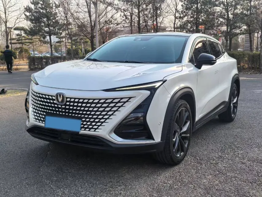 2021 ChangAn UNI-T 1.5T 180HP L4 7DCT,autocango,china used car exporter,china ev exporter,chinese used car exporter,chinese used ev exporter