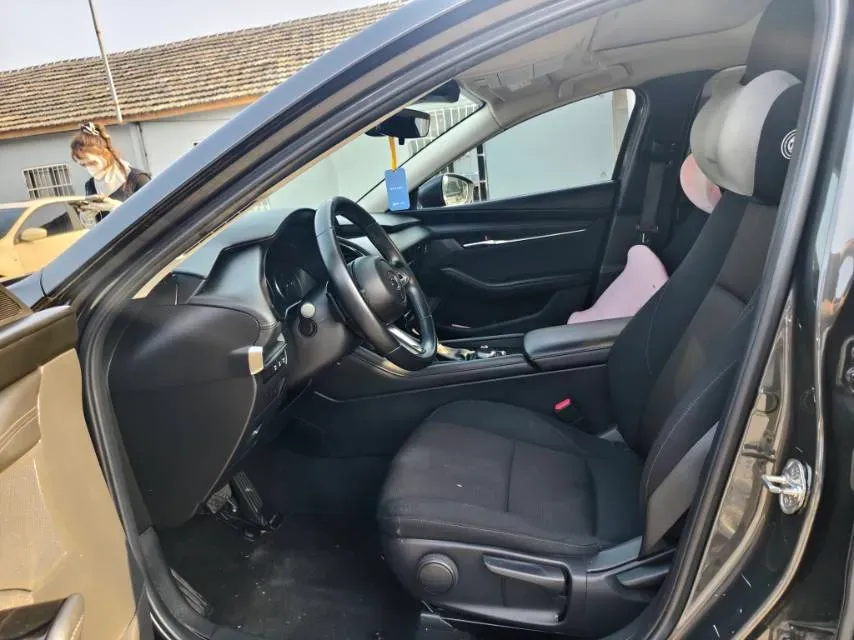 2021 Mazda 3 Axela 2.0L 158HP L4 6AT,autocango,china used car exporter,china ev exporter,chinese used car exporter,chinese used ev exporter
