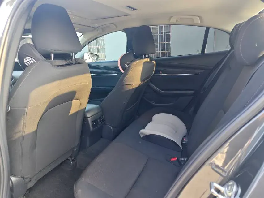 2021 Mazda 3 Axela 2.0L 158HP L4 6AT,autocango,china used car exporter,china ev exporter,chinese used car exporter,chinese used ev exporter