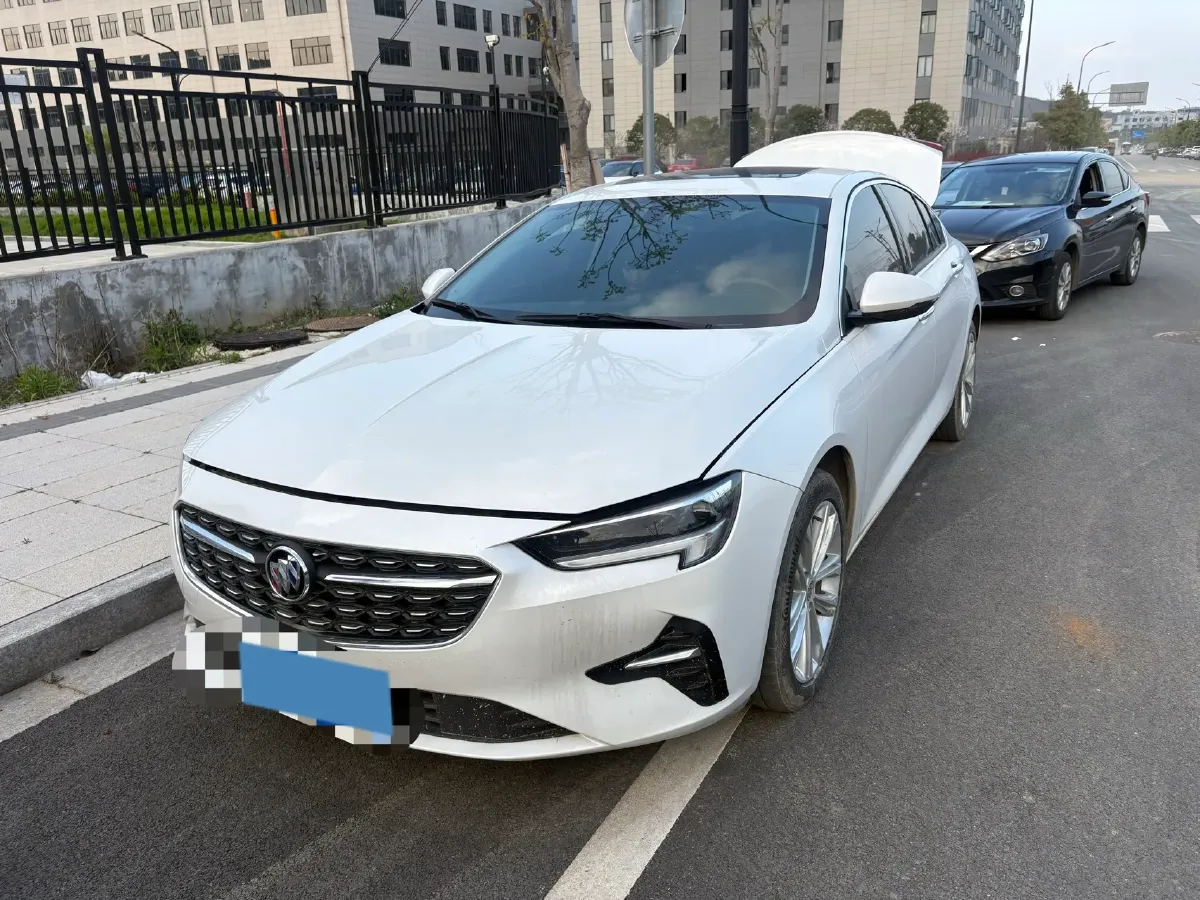 2022 Buick Regal 2.0T 237HP L4 9AT,autocango,china used car exporter,china ev exporter,chinese used car exporter,chinese used ev exporter