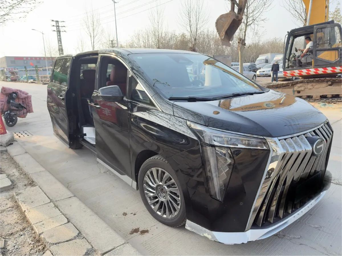 2023 GAC Trumpchi M8 2.0T 252HP L4 8AT,autocango,china used car exporter,china ev exporter,chinese used car exporter,chinese used ev exporter