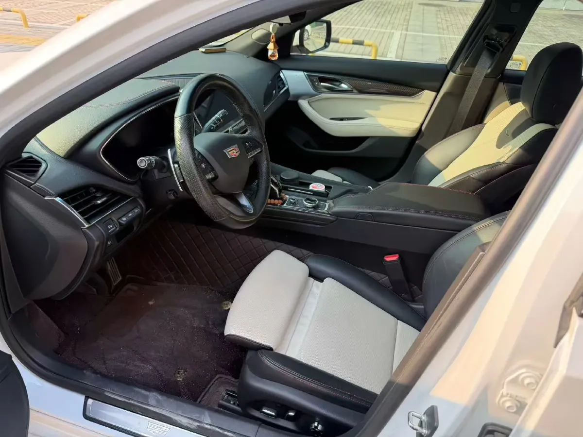 2023 Cadillac CT5 2.0T 237HP L4 10AT,autocango,china used car exporter,china ev exporter,chinese used car exporter,chinese used ev exporter