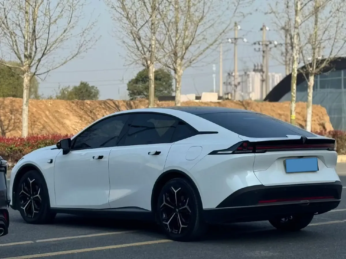 2024 Deepal L07 1.5L 98HP L4 REEV 28.39KWH,autocango,china used car exporter,china ev exporter,chinese used car exporter,chinese used ev exporter