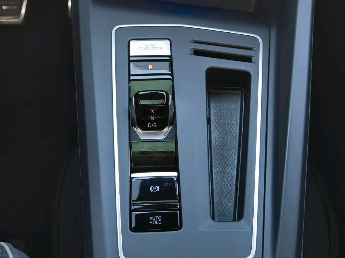 2021 Volkswagen Golf 1.4T 150HP L4 7DCT,autocango,china used car exporter,china ev exporter,chinese used car exporter,chinese used ev exporter