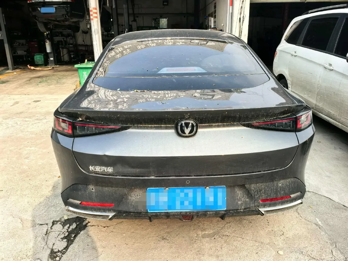 2024 ChangAn Eado 1.5T 170HP L4 7DCT,autocango,china used car exporter,china ev exporter,chinese used car exporter,chinese used ev exporter