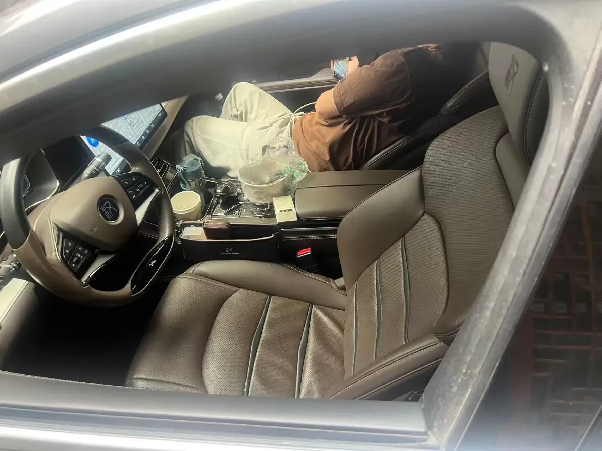 2021 BYD Han BEV 64.8KWH,autocango,china used car exporter,china ev exporter,chinese used car exporter,chinese used ev exporter