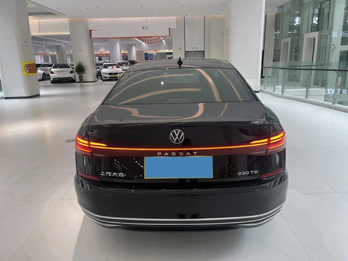 2023 Volkswagen Passat 2.0T 186HP L4 7DCT,autocango,china used car exporter,china ev exporter,chinese used car exporter,chinese used ev exporter