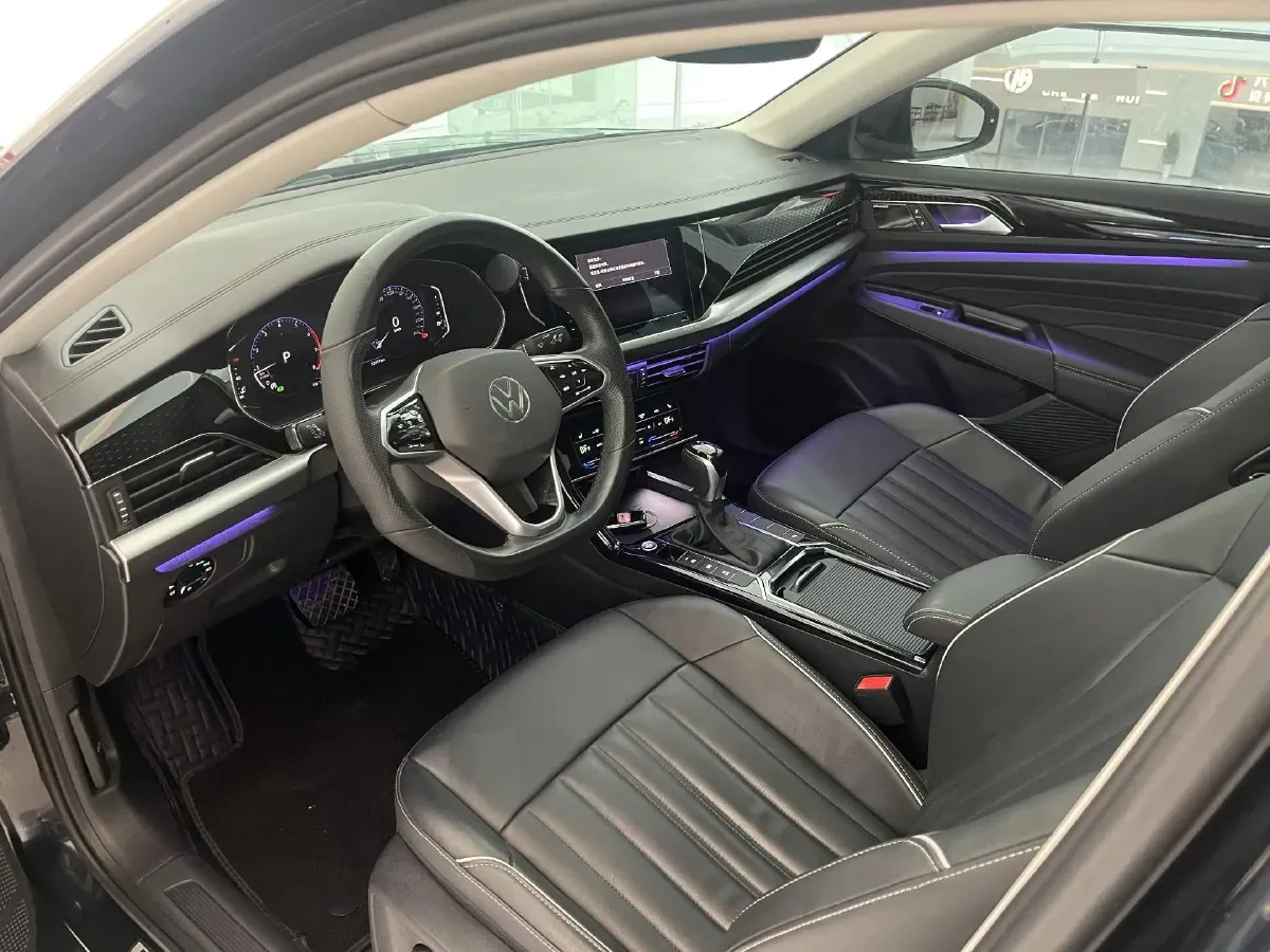 2023 Volkswagen Passat 2.0T 186HP L4 7DCT,autocango,china used car exporter,china ev exporter,chinese used car exporter,chinese used ev exporter