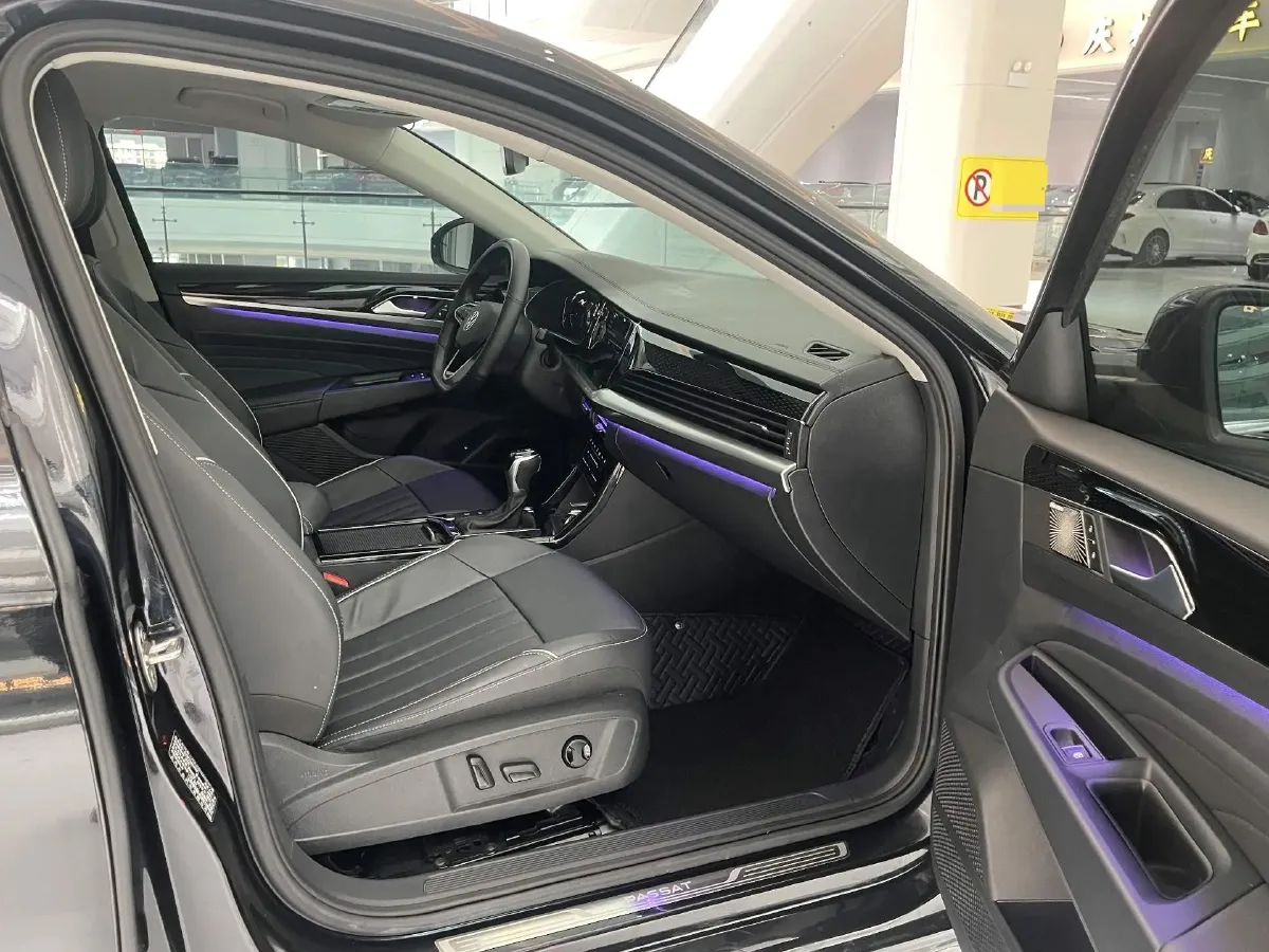 2023 Volkswagen Passat 2.0T 186HP L4 7DCT,autocango,china used car exporter,china ev exporter,chinese used car exporter,chinese used ev exporter