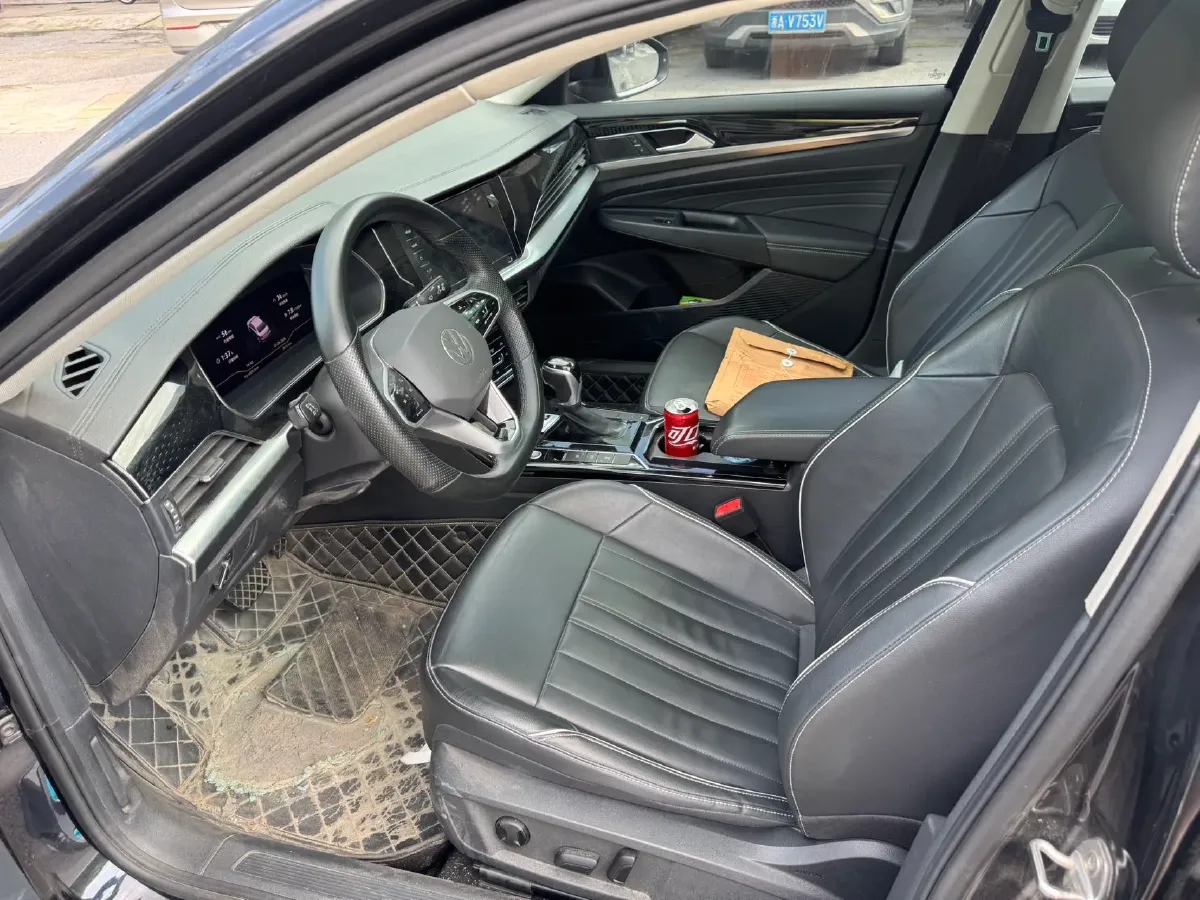 2023 Volkswagen Passat 2.0T 186HP L4 7DCT,autocango,china used car exporter,china ev exporter,chinese used car exporter,chinese used ev exporter