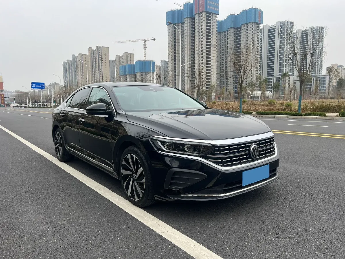 2024 Volkswagen Passat 2.0T 220HP L4 7DCT,autocango,china used car exporter,china ev exporter,chinese used car exporter,chinese used ev exporter