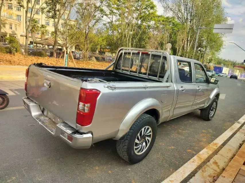 2018 Dongfeng RuiQi 2.5T 140HP L4 6MT,autocango,china used car exporter,china ev exporter,chinese used car exporter,chinese used ev exporter