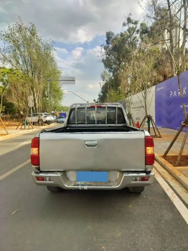 2018 Dongfeng RuiQi 2.5T 140HP L4 6MT,autocango,china used car exporter,china ev exporter,chinese used car exporter,chinese used ev exporter