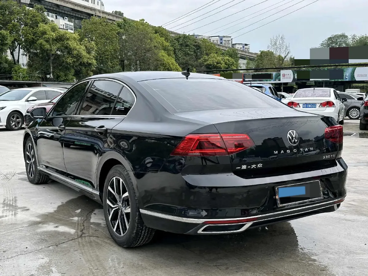 2020 Volkswagen Magotan 2.0T 186HP L4 7DCT,autocango,china used car exporter,china ev exporter,chinese used car exporter,chinese used ev exporter