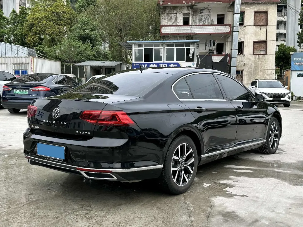 2020 Volkswagen Magotan 2.0T 186HP L4 7DCT,autocango,china used car exporter,china ev exporter,chinese used car exporter,chinese used ev exporter