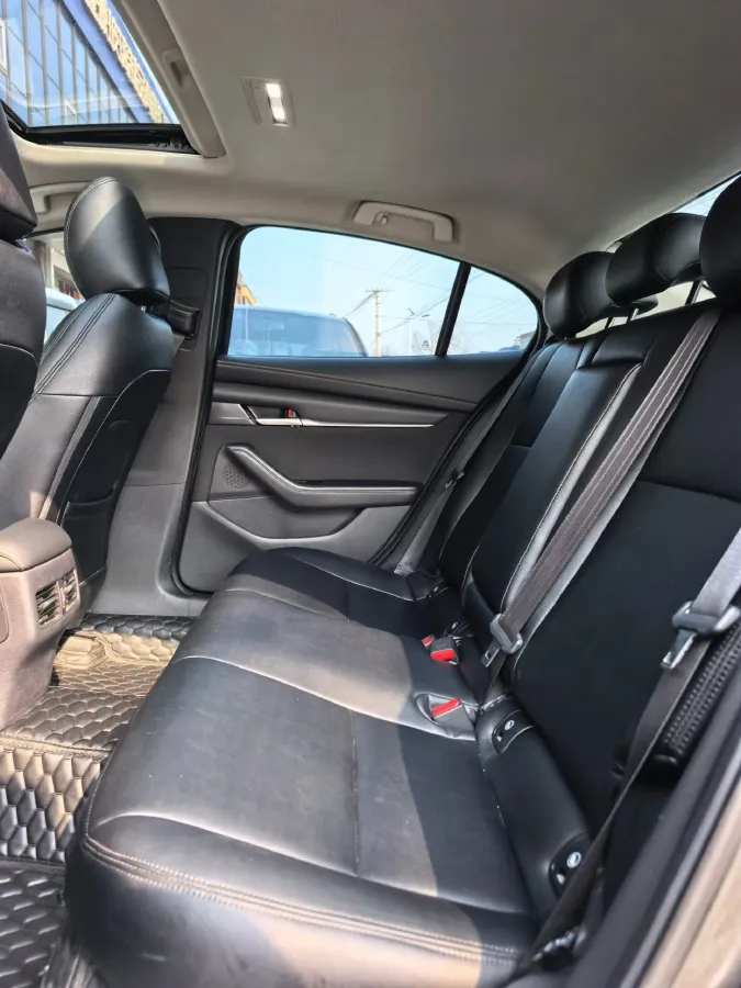 2020 Mazda 3 Axela 1.5L 117HP L4 6AT,autocango,china used car exporter,china ev exporter,chinese used car exporter,chinese used ev exporter