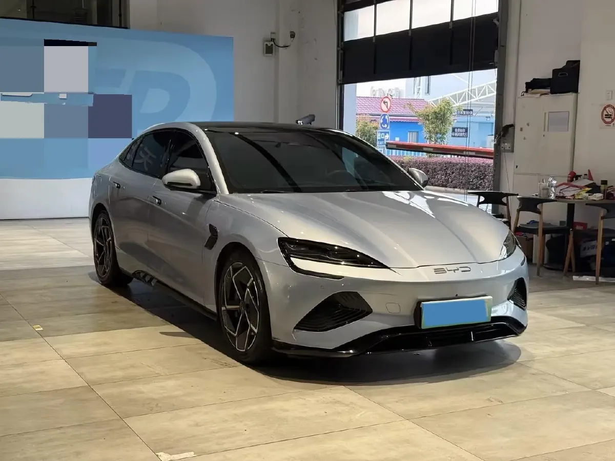 2022 AITO AITO M5 Range Extended 125HP REEV 40KWH,autocango,china used car exporter,china ev exporter,chinese used car exporter,chinese used ev exporter