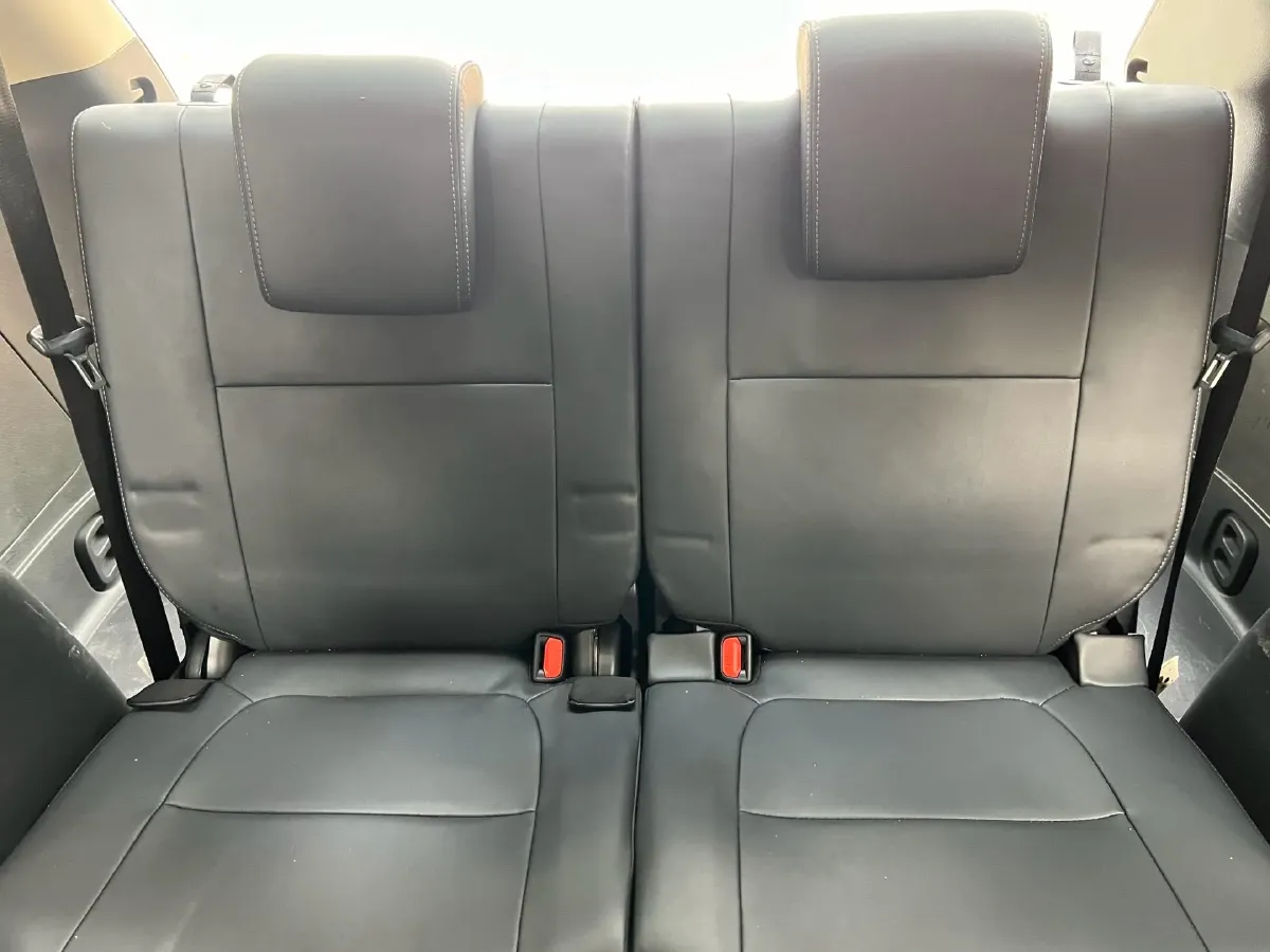 2021 Mitsubishi Outlander 2.4L 192HP L4 CVT,autocango,china used car exporter,china ev exporter,chinese used car exporter,chinese used ev exporter