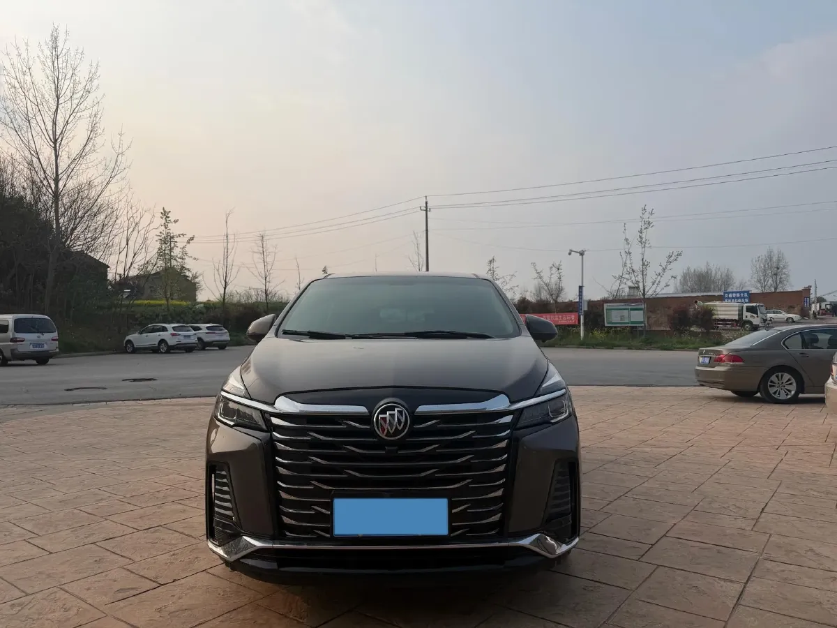 2023 Buick GL8 2.0T 237HP L4 9AT,autocango,china used car exporter,china ev exporter,chinese used car exporter,chinese used ev exporter
