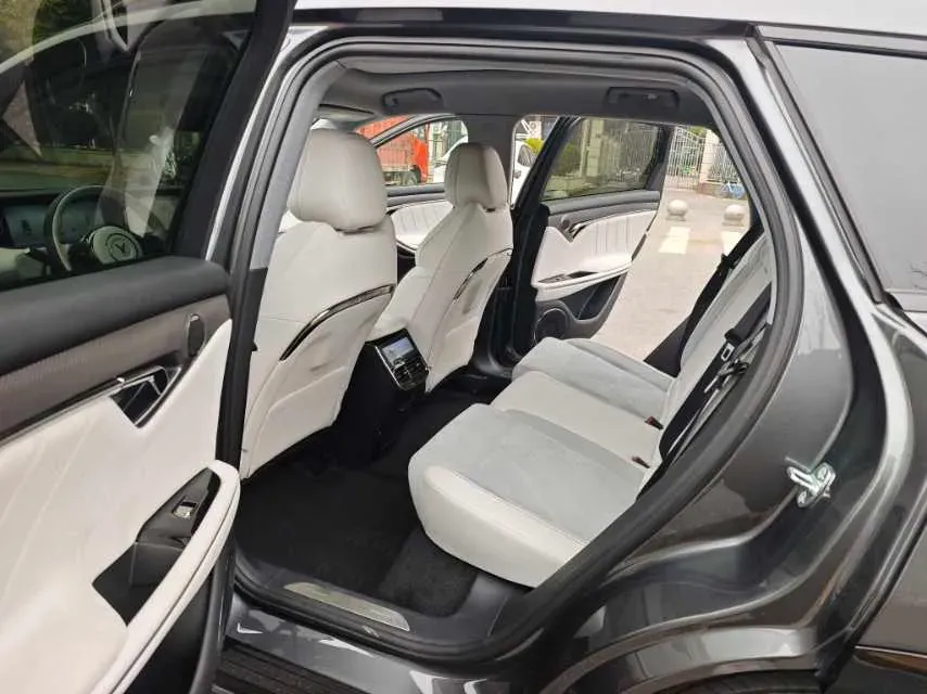 2025 Voyah FREE 1.5T 150HP L4 REEV 43KWH,autocango,china used car exporter,china ev exporter,chinese used car exporter,chinese used ev exporter