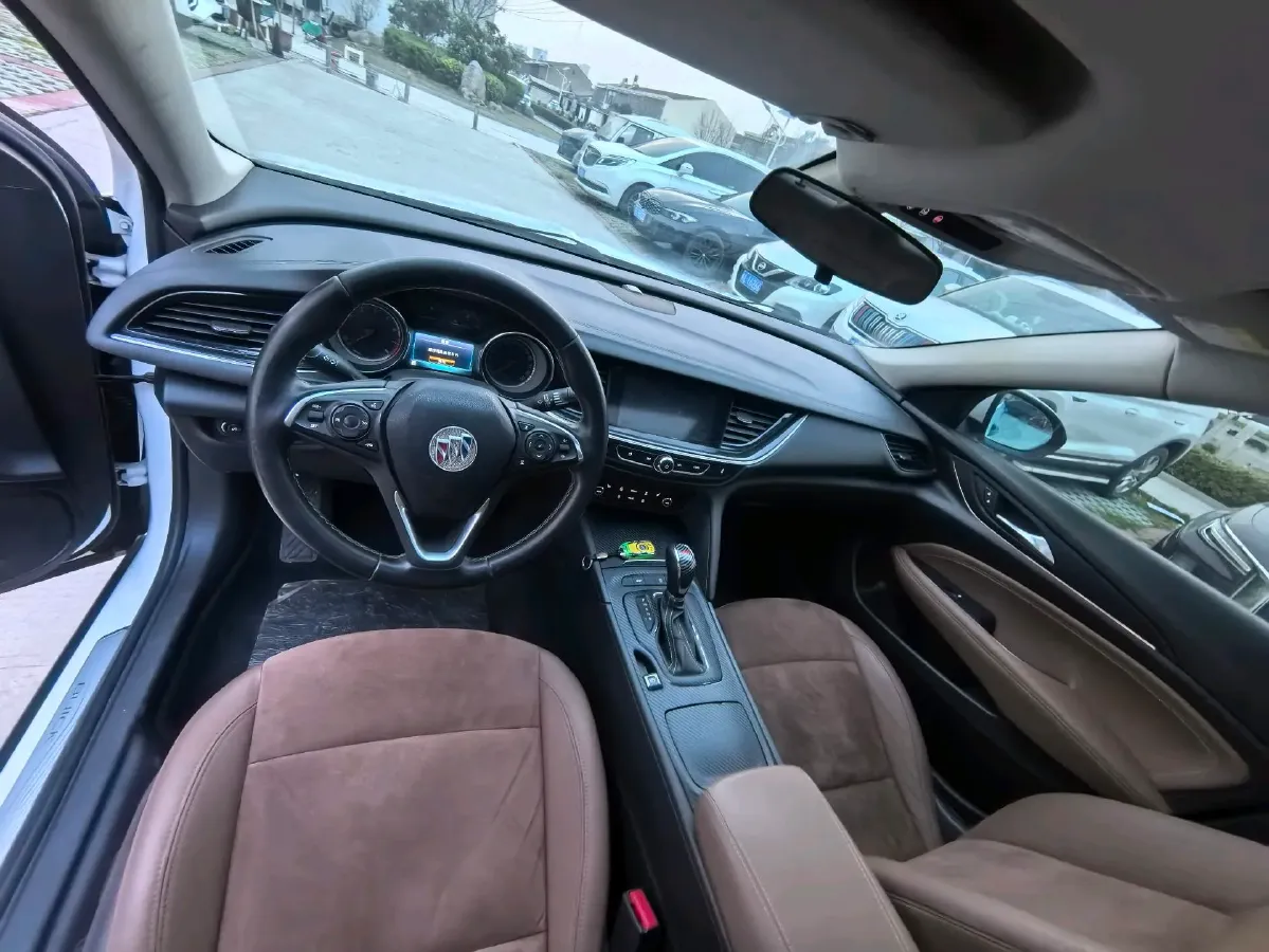 2019 Buick Regal 1.5T 170HP L4 9AT,autocango,china used car exporter,china ev exporter,chinese used car exporter,chinese used ev exporter