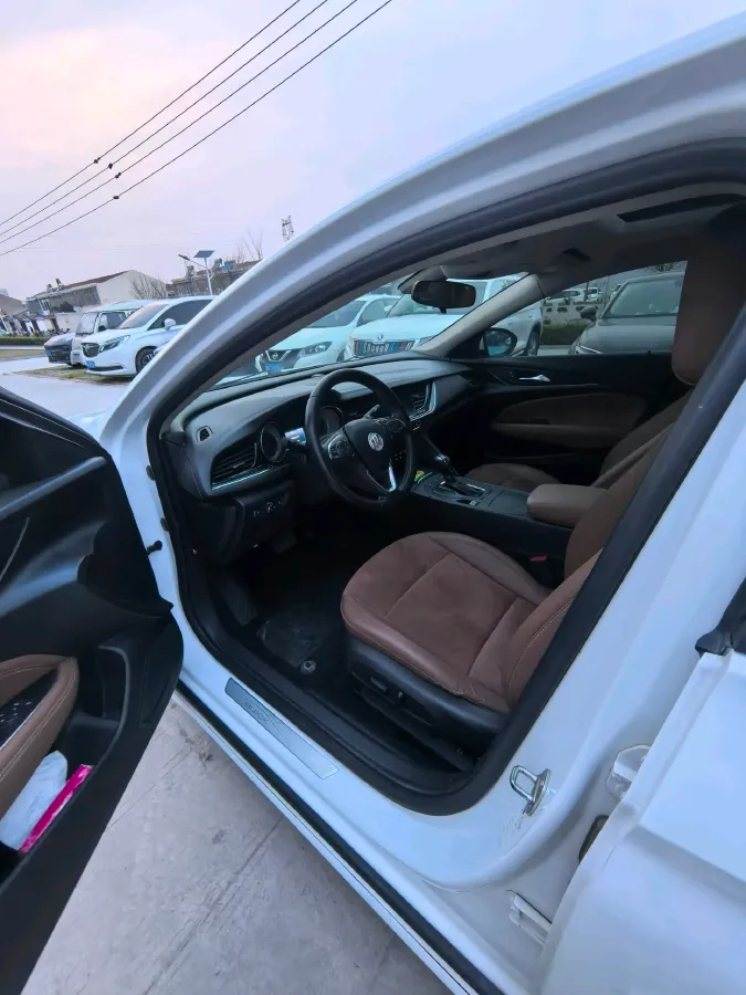 2019 Buick Regal 1.5T 170HP L4 9AT,autocango,china used car exporter,china ev exporter,chinese used car exporter,chinese used ev exporter