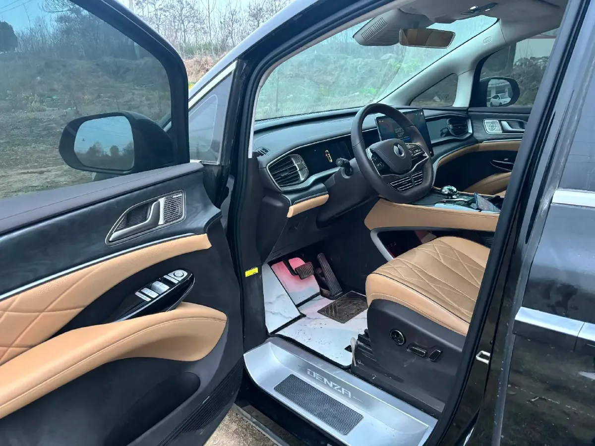 2024 Denza D9 1.5T 139HP L4 E-CVT PHEV 40KWH,autocango,china used car exporter,china ev exporter,chinese used car exporter,chinese used ev exporter