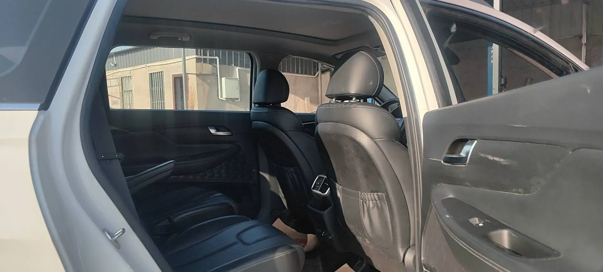 2019 Hyundai Santafe 2.0T 240HP L4 8AT,autocango,china used car exporter,china ev exporter,chinese used car exporter,chinese used ev exporter